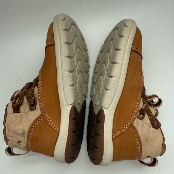 Toddler Timberland Tan Boots Ankle Boots - Almost new condition Sz US 8 - Picture 4 of 12